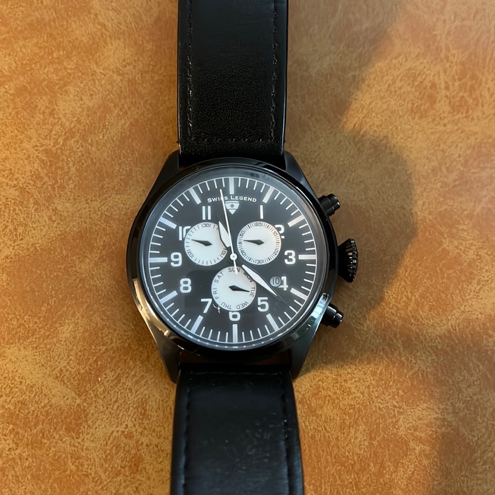 Swiss legend pioneer mens watch. Leather
